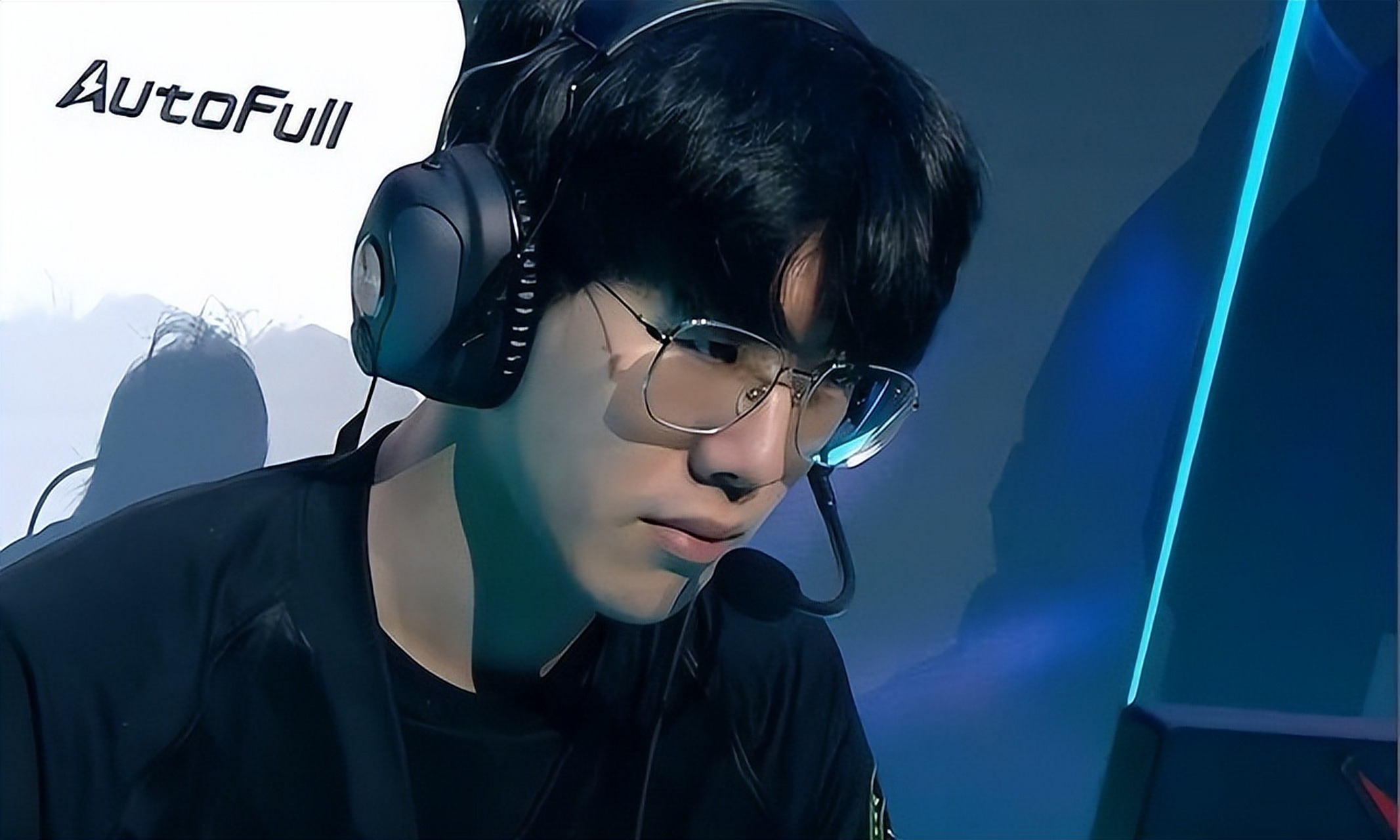 爱游戏体育- 关于theshy的顺口溜 